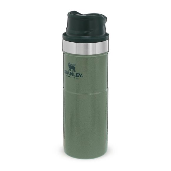 Stanley The Classic Trigger-Action Travel Mug 0,47L, Hammertone Zelena, Vakuumsk